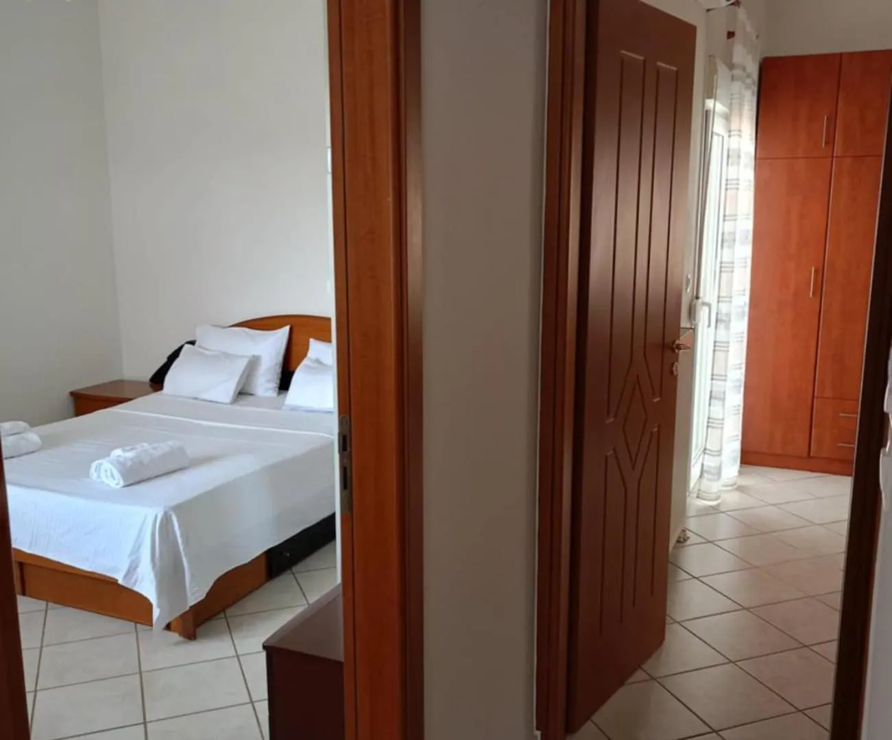 ניקיטי Anna Family Apartment