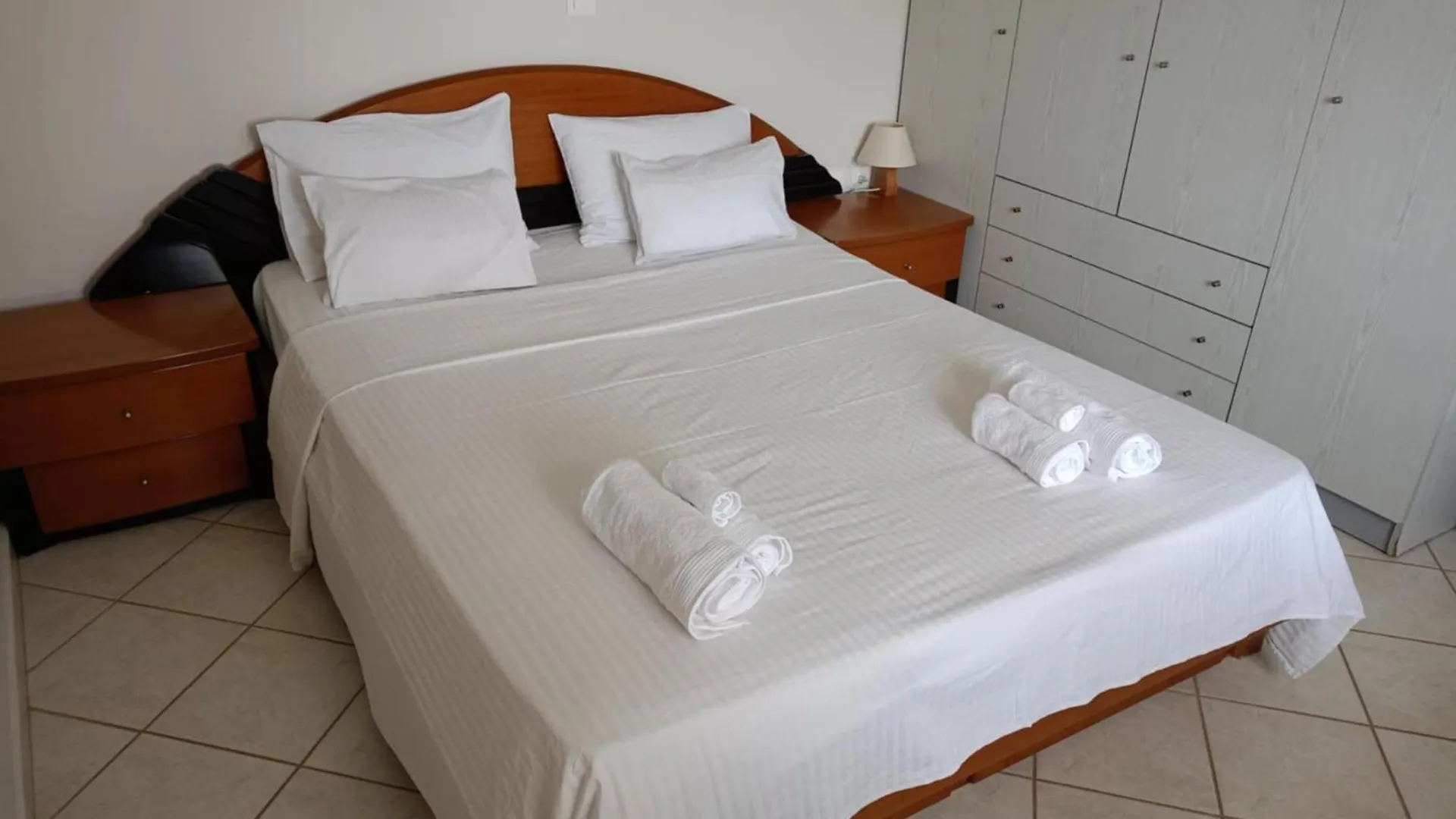 Anna Family Apartment نيكيتي